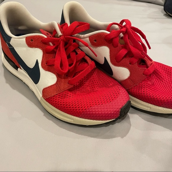 Nike Other - Nike Air Bermuda Sneakers